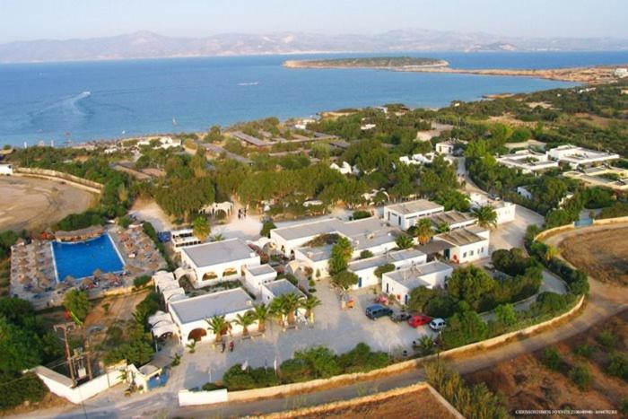 Surfing Village Paros 酒店