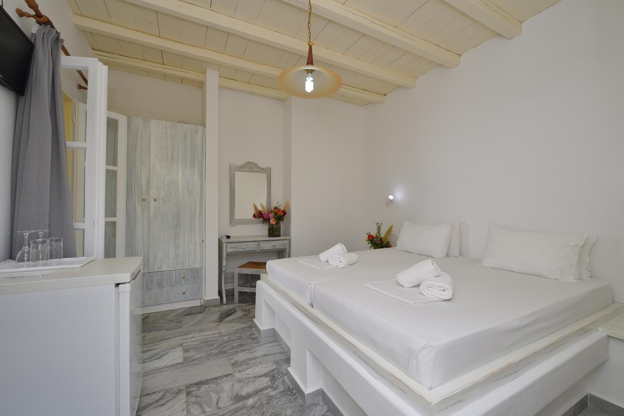 Surfing Village Paros 3* Santa Maria (Paros)
