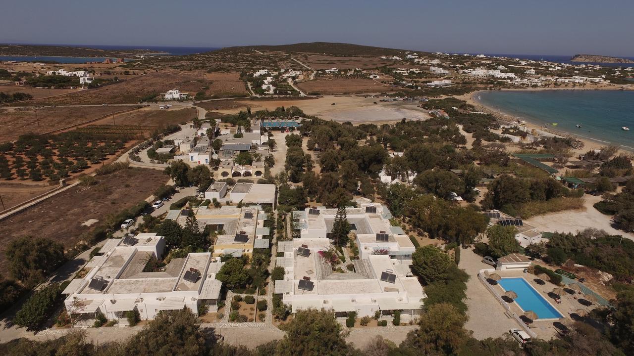 Surfing Village Paros 酒店 3*